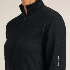 Women's jacket made of merino wool fleece with a half zipper