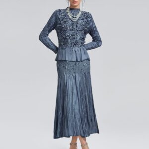 Richradiqs Women’s Handcrafted Pleated Texture Beaded Two-piece Set